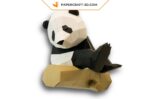 Grand panda sur branche en papier 3D