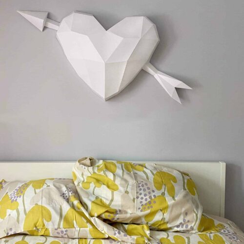 Papercraft Cœur Cupidon sur mur en origami papier 3D