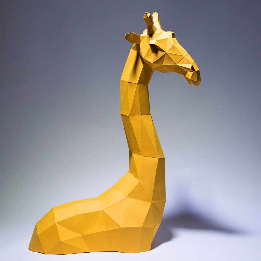 Papercraft de girafe en origami 3D
