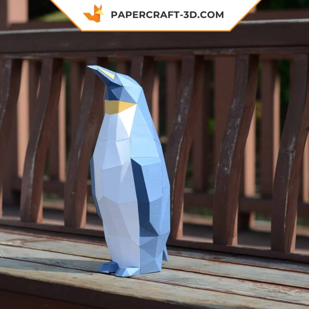 Papercraft de manchot roi en origami 3D