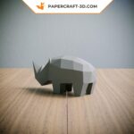 Papercraft petit rhinocéros en origami papier 3D