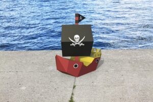 Modèle enfant de bateau pirate