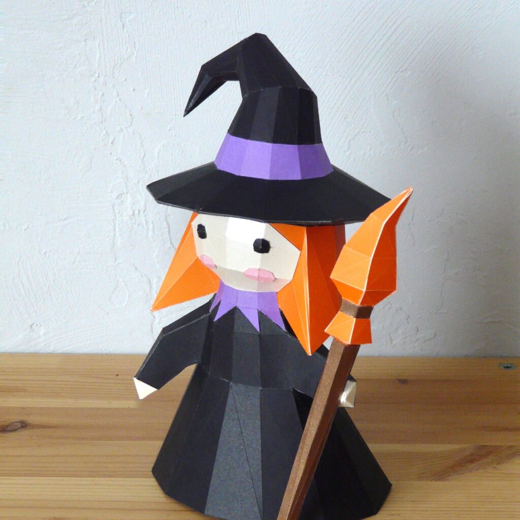Papercraft de petite sorcière en origami 3D