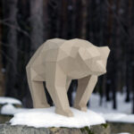 Papercraft de urso caminhando em origami 3D