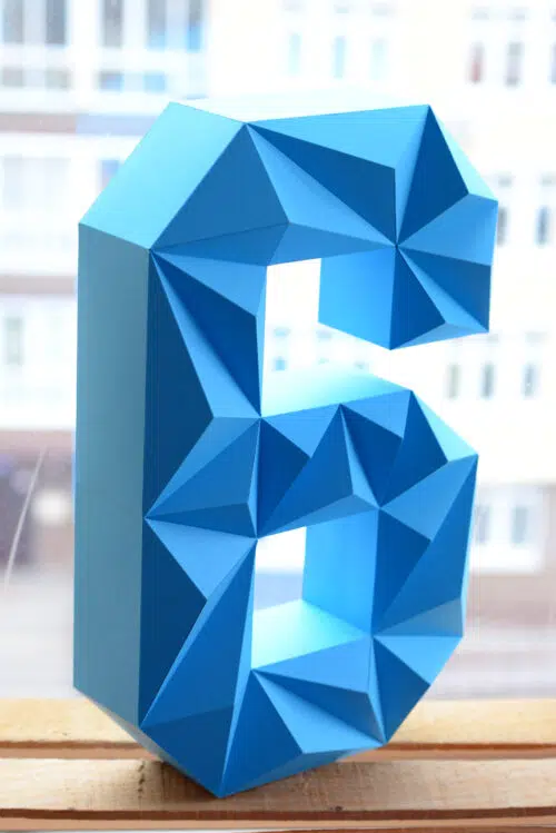 Papercraft de número 6 em origami 3D