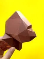 Petit trophée tête de gorille en papercraft 3D pour enfants