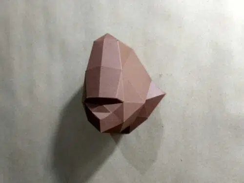 Petit trophée tête de gorille en papercraft 3D pour enfants