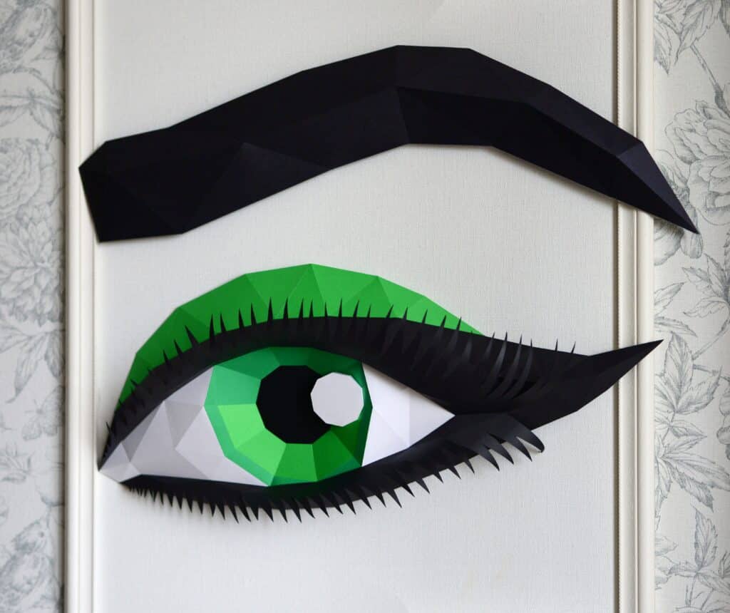 Papercraft eines Smokey-Auges in Origami 3D Papercraft eines Smokey-Auges in Origami 3D