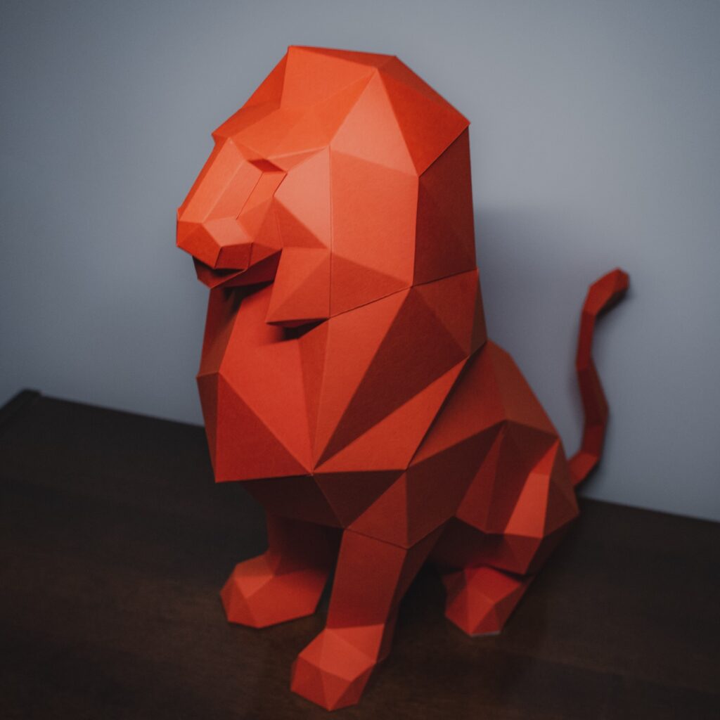 Papercraft de lion assis en origami 3D