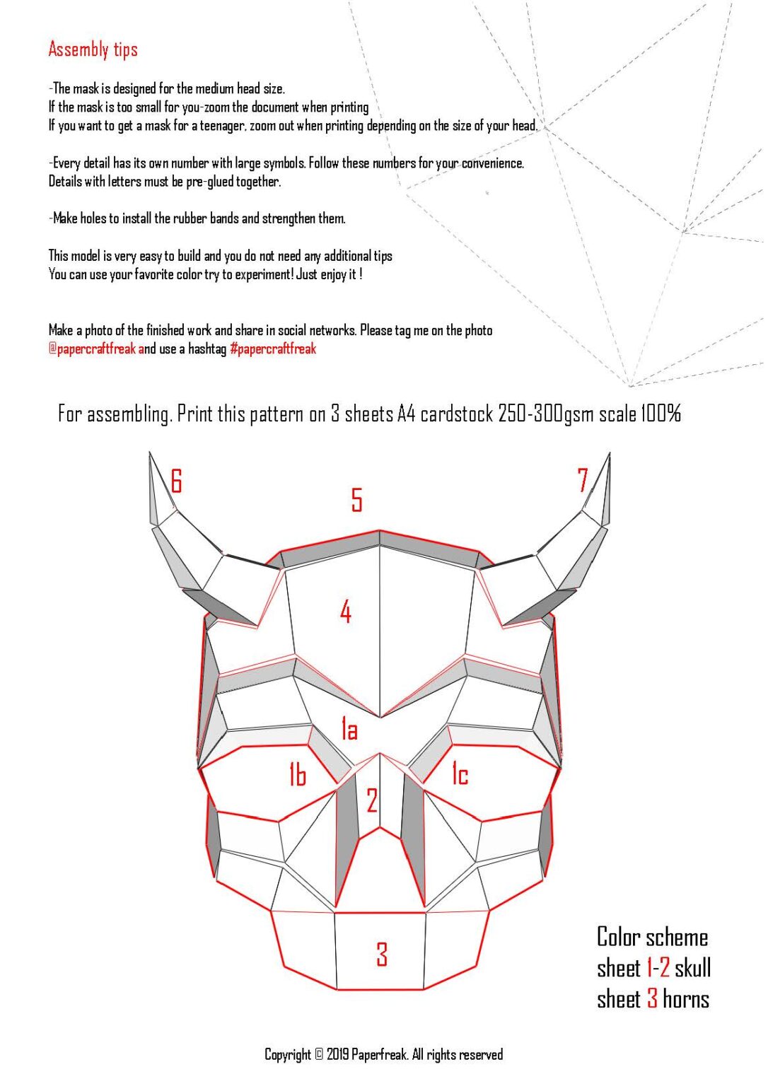 Papercraft einer gehörnten Totenschädelmaske in 3D-Origami Papercraft einer gehörnten Totenschädelmaske in 3D-Origami