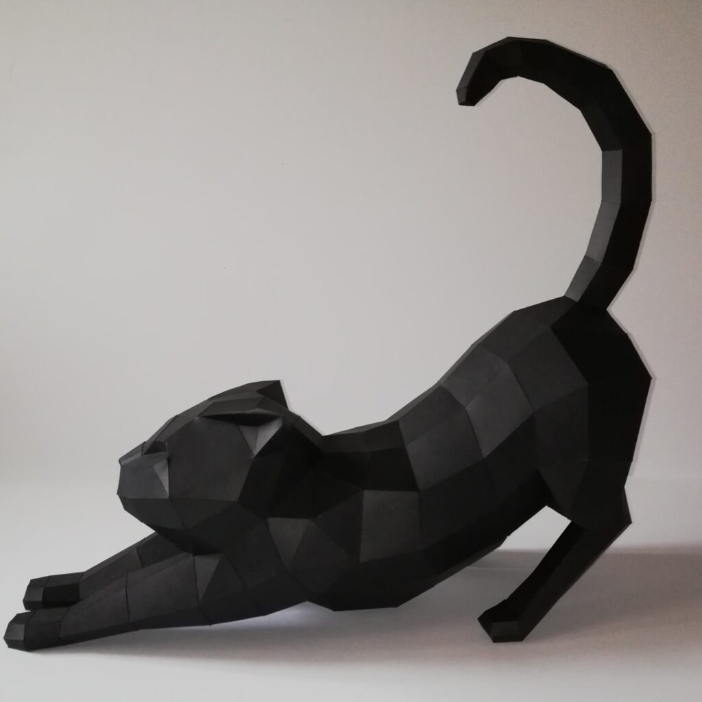 Papercraft de chat qui s'étire en origami 3D