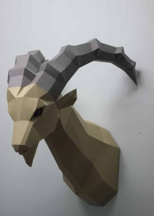 Papercraft de cabra ibex em origami 3D