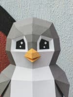 Papercraft de pingüino en origami 3D