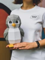 Papercraft de pingüino en origami 3D
