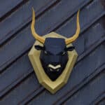 Papercraft de touro em escudo origami 3D