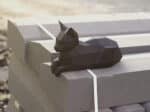 Papercraft 3D cat with hanging paws origami