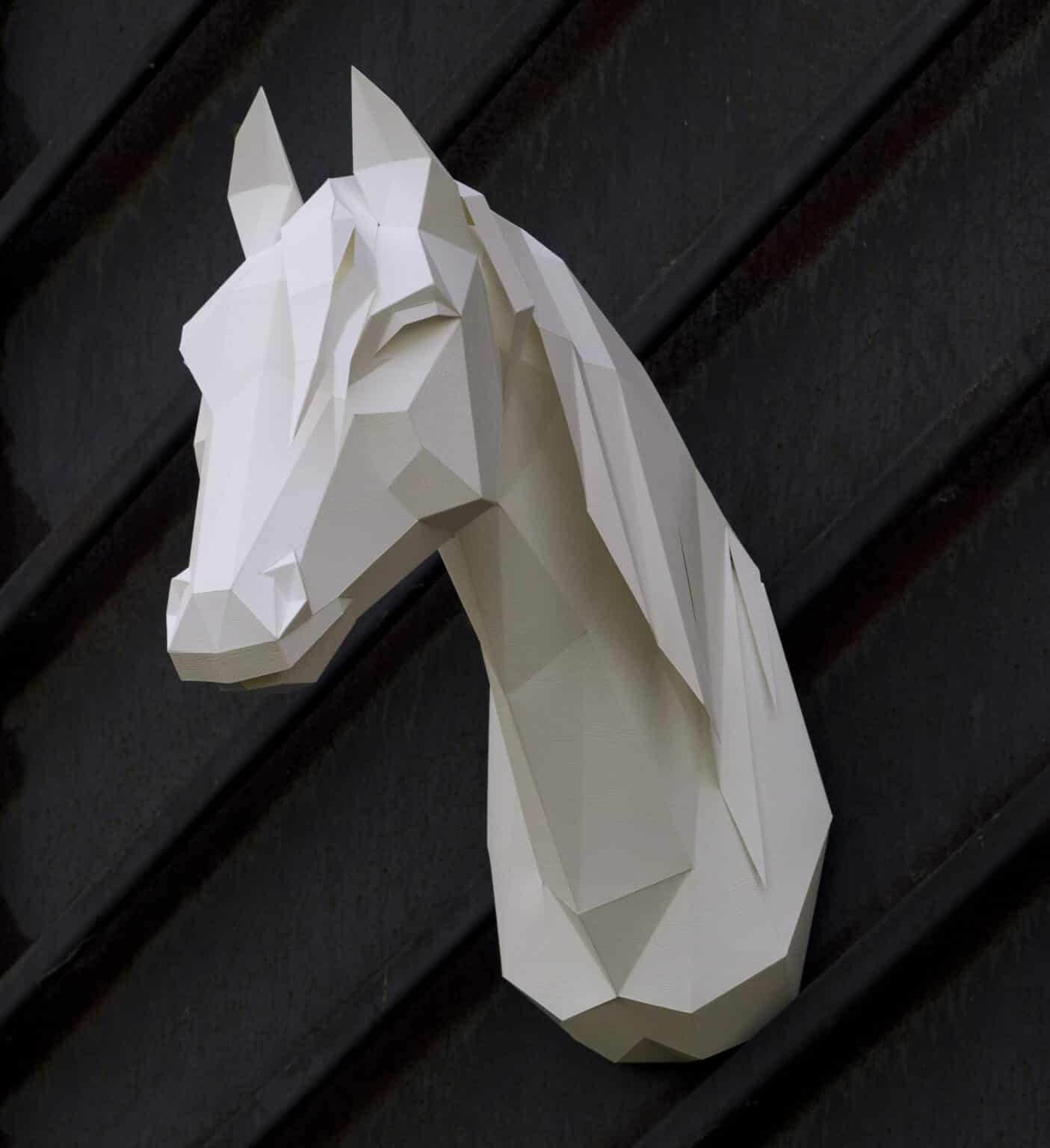 Papercraft de cheval arabe en origami 3D Papercraft de cheval arabe en origami 3D