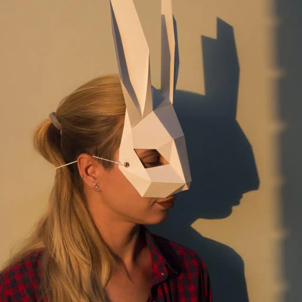 Papercraft de masque lapin en origami 3D