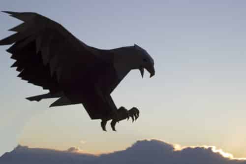 Papercraft d'aigle volant en origami 3D