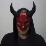 Papercraft de masque crâne cornu en origami 3D