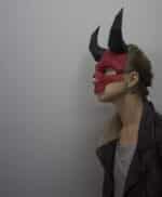 Papercraft Schädelmaske mit Hörnern für Halloween in Origami 3D