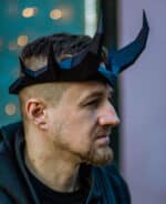 Papercraft horned crown in origami 3D
