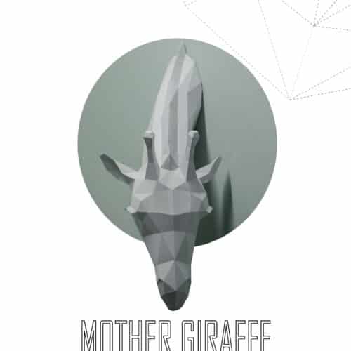 Papercraft giraffe mother and child origami