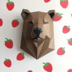 Papercraft de cabeça de urso em origami 3D