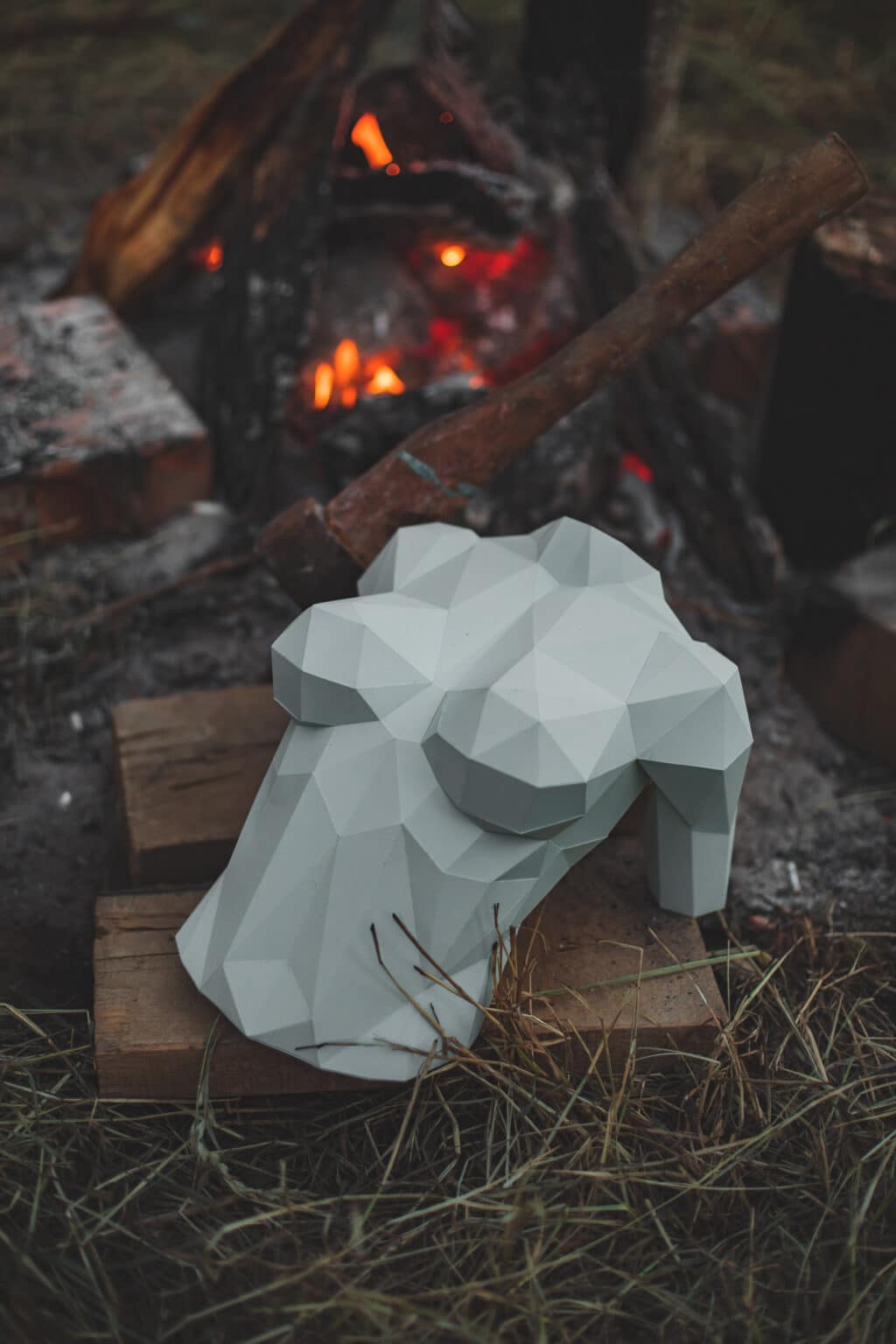 Papercraft Frau in 3D mit Origami