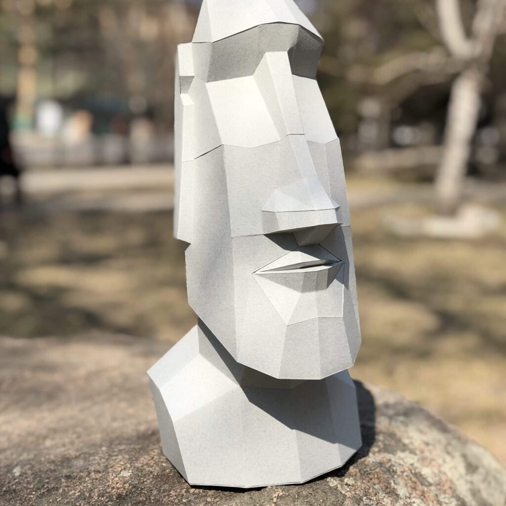 Tête de Moai en papercraft 3D