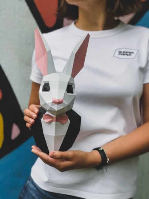 Lapin en costume en papercraft 3D