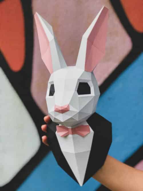 Lapin en costume en papercraft 3D