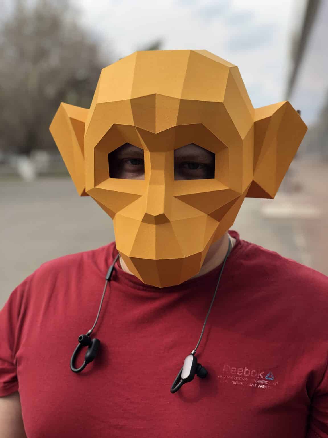 Papercraft monkey mask for Halloween in 3D origami Papercraft monkey mask for Halloween in 3D origami