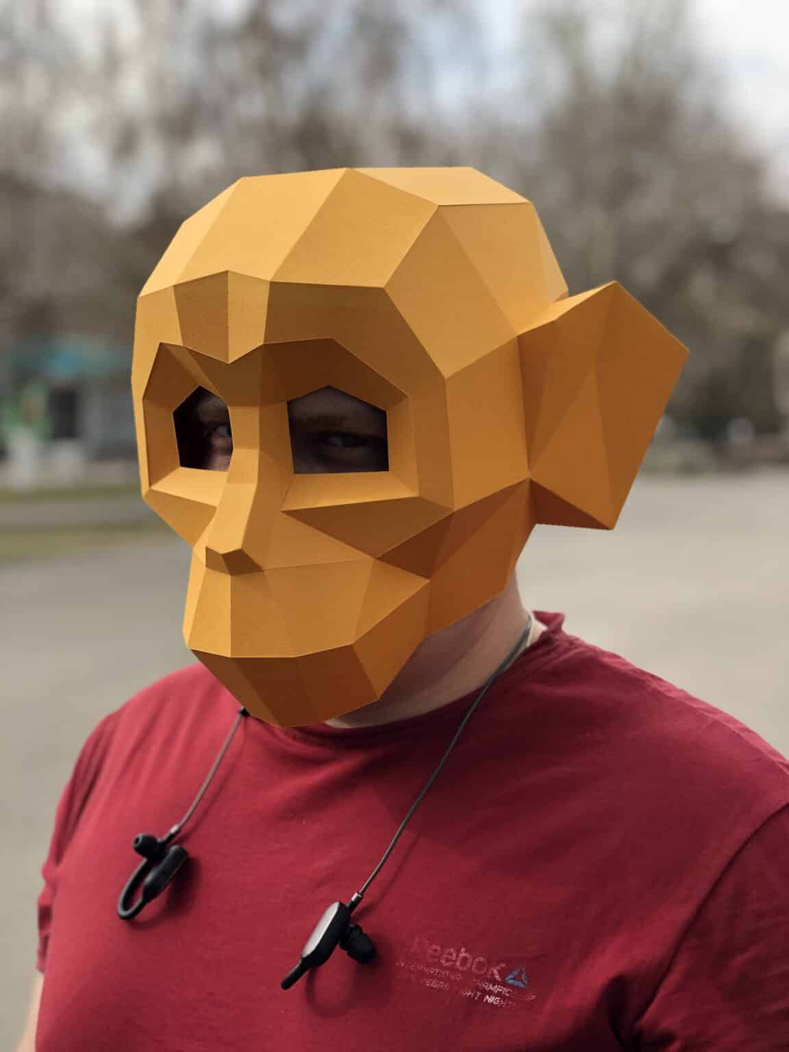 Papercraft monkey mask for Halloween in 3D origami Papercraft monkey mask for Halloween in 3D origami