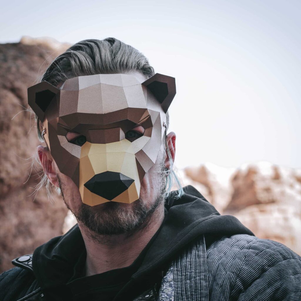 Masque d'ours en papercraft 3D