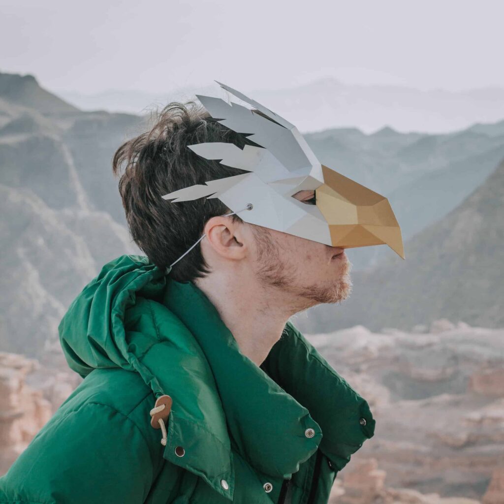 Masque d'aigle en papercraft 3D