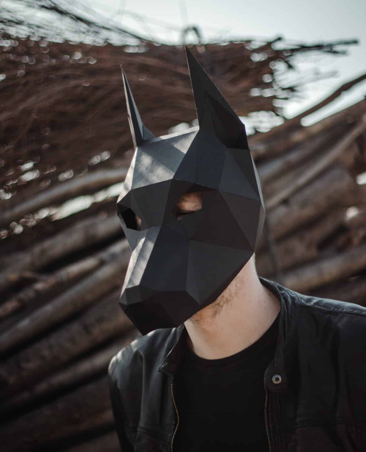 Papercraft Dobermann Helm Maske in Origami 3D Papercraft Dobermann Helm Maske in Origami 3D