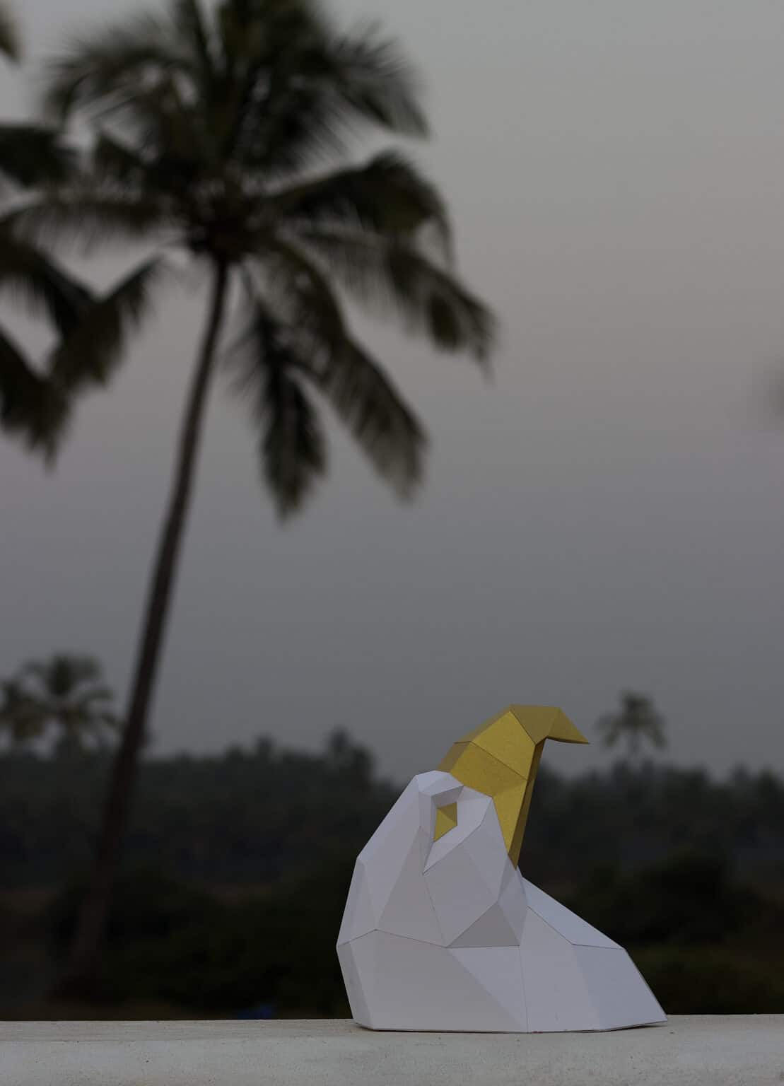 Papercraft eagle head in 3D origami Papercraft eagle head in 3D origami