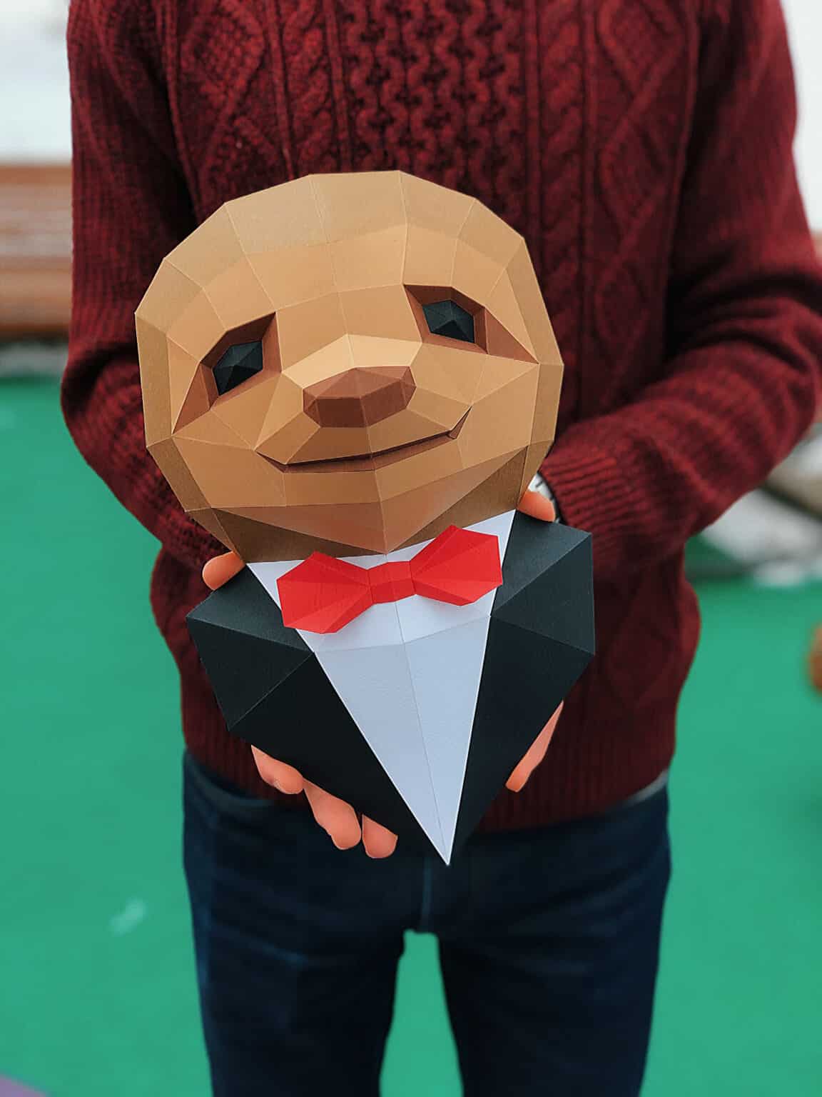 Papercraft de paresseux en costume en origami 3D Papercraft de paresseux en costume en origami 3D