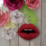 Papercraft de bouche rouge en origami 3D