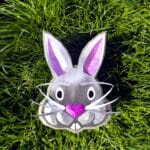 Papercraft boîte en papier en forme de lapin pour Pâques