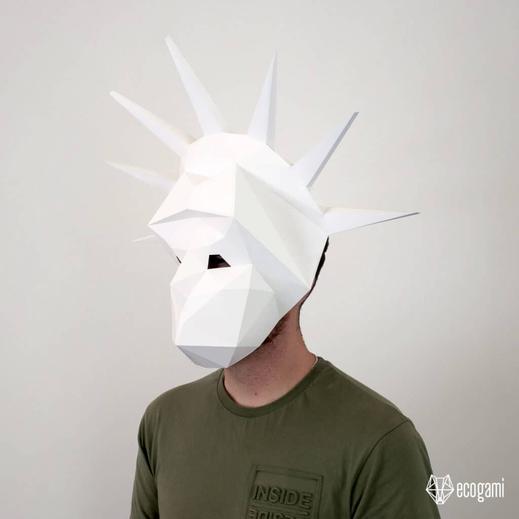 Papercraft masque de la statue de la liberté en origami